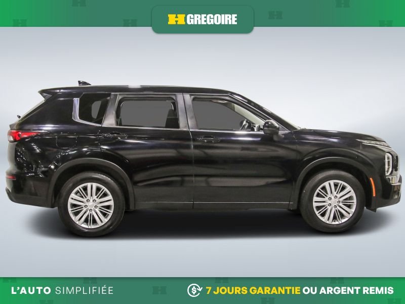 2023 Mitsubishi Outlander Black Laval - photo #10