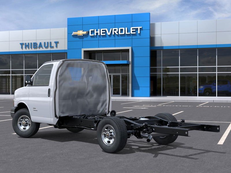 2025 CHEVROLET Express Commercial Cutaway 2025 SUMMIT WHITE
