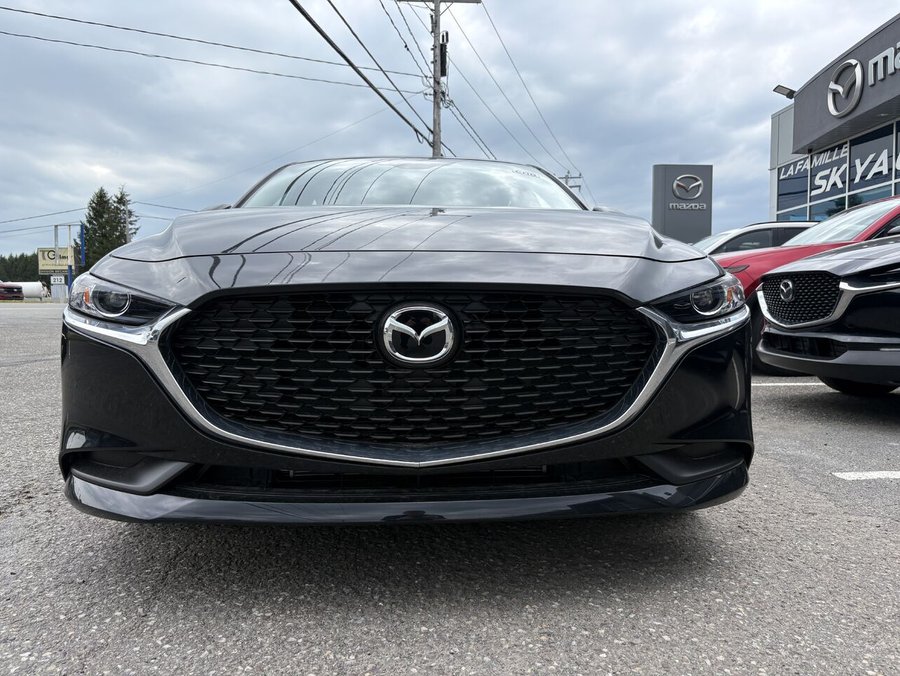 2026 MAZDA Mazda3 2026 Jet Black Mica