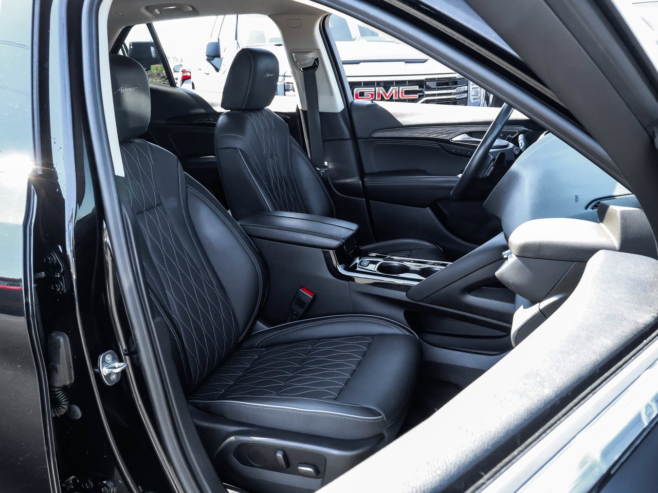 2022 Buick Envision AWD 4dr Avenir Black Sherwood Park - photo #14