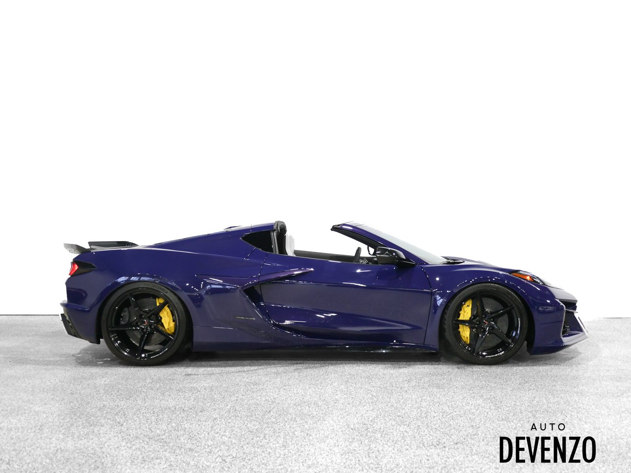 Chevrolet Corvette 2025 Bleu Saint-Eustache - photo #1
