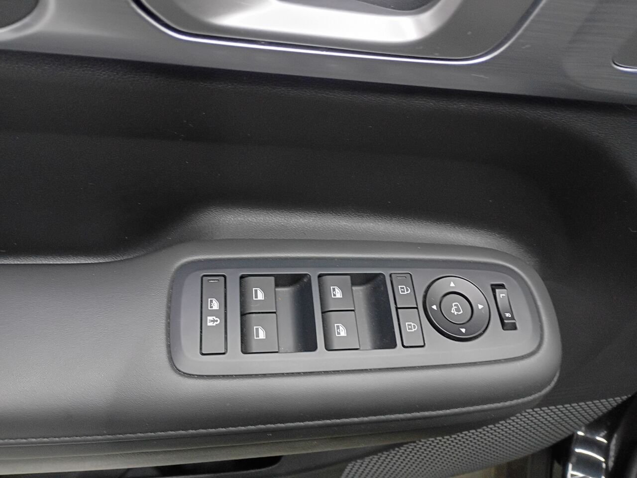 Hyundai Santa Fe 2025 Noir Blainville - photo #19