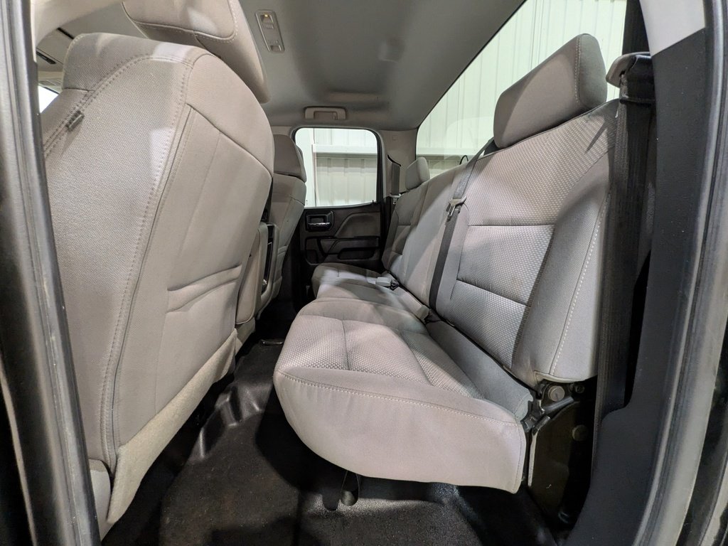 2018 Chevrolet Silverado 1500 4WD Double Cab 143.5" Work Truck Black Val-David - photo #11