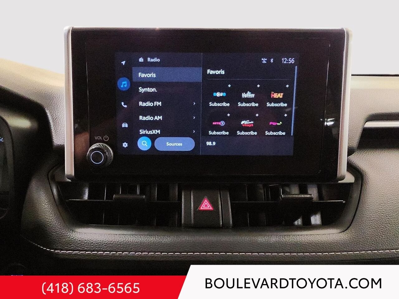 Toyota RAV4 99855A-135 | XLE, AWD 2025 Gris Québec - photo #13