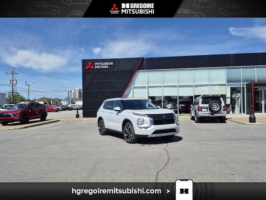 2022 Mitsubishi Outlander 2022 White