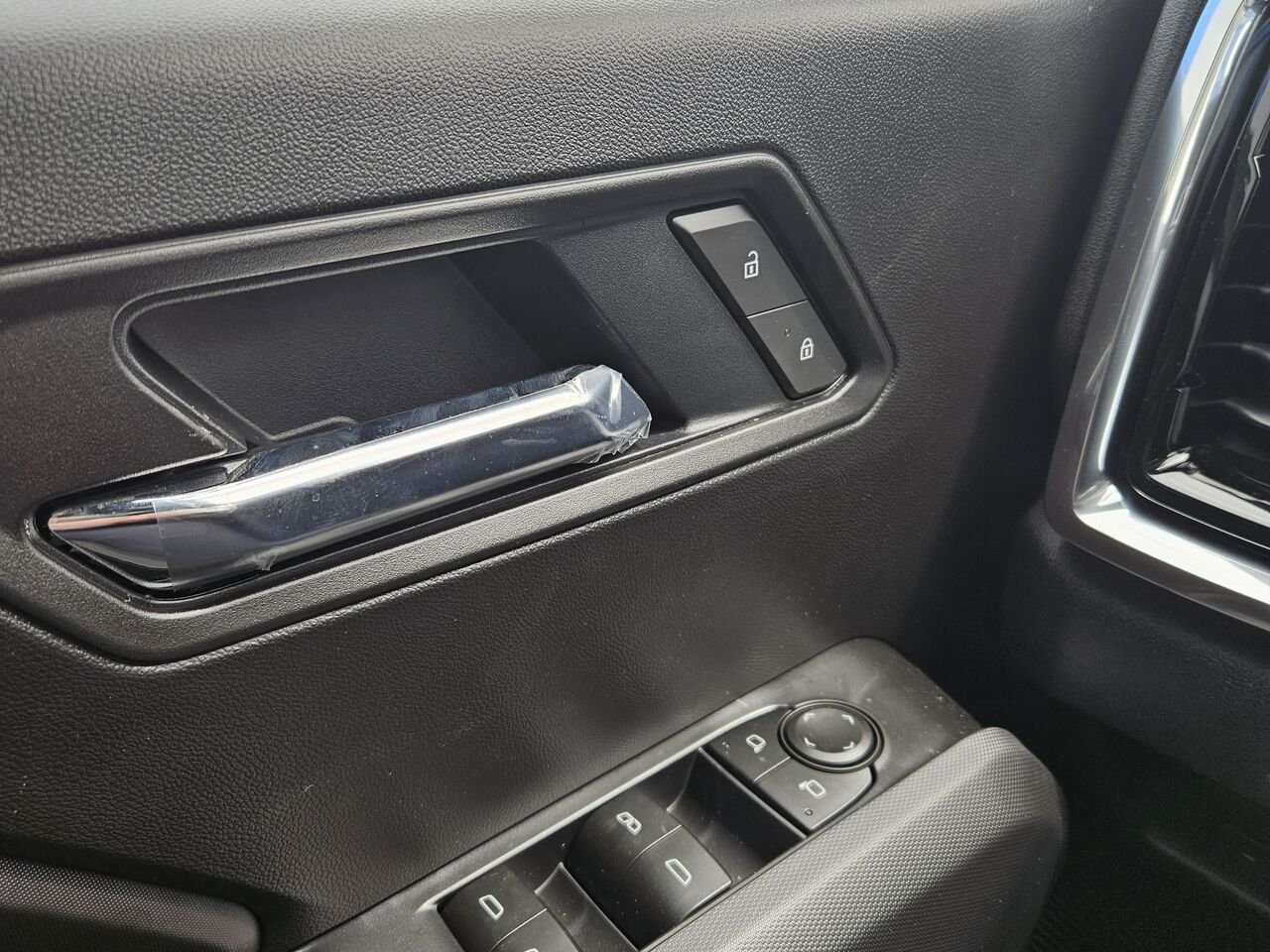 GMC Canyon Elevation cabine multiplace 4RM 2026 Argent métallisé Thetford Mines - photo #12