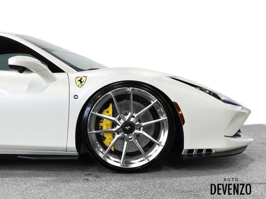 Ferrari F8 Tributo 2022 2022 Blanc