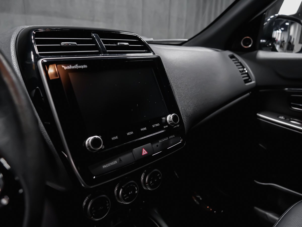 2022 Mitsubishi RVR 2.4L GT AWC Black Montreal - photo #9