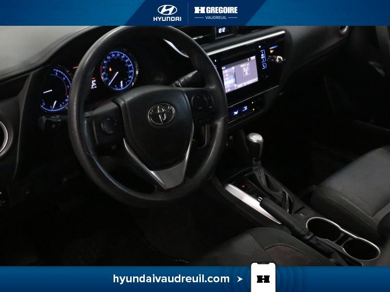 Toyota Corolla 2018 Bleu Saint-Eustache - photo #15