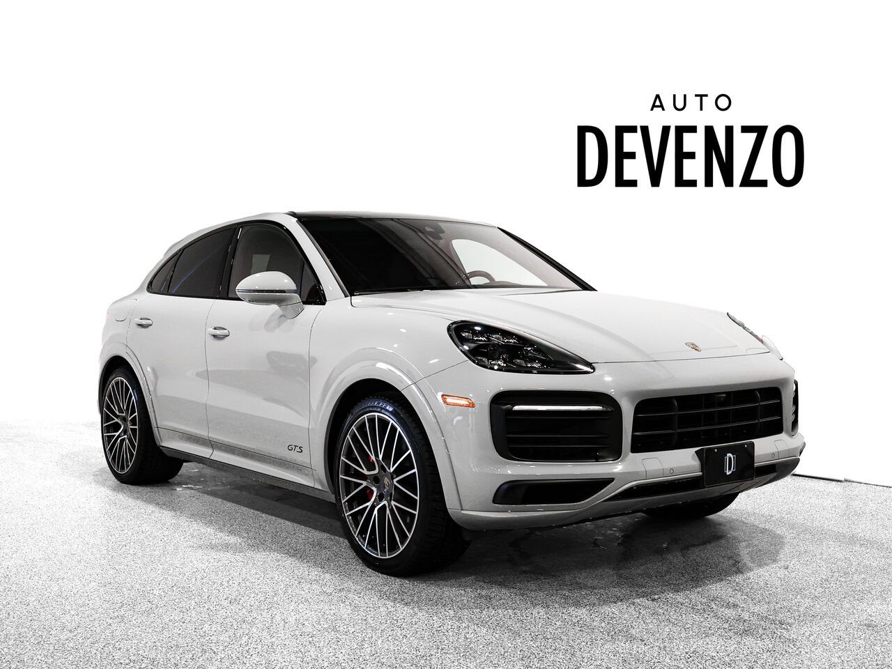 2022 Porsche Cayenne Grey Saint-Eustache - photo #0
