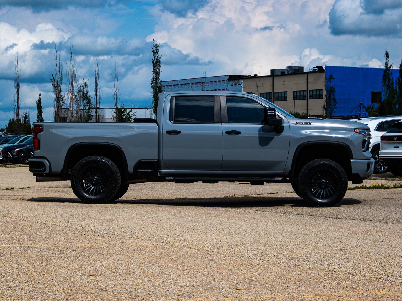 2024 Chevrolet Silverado 3500HD 4WD Crew Cab 159 LT Grey Sherwood Park - photo #13