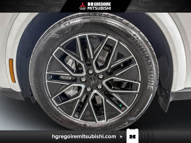 2025 Ford Mustang Mach-E White Blainville - photo #11
