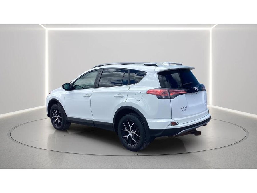 2017 Toyota RAV4 2017 White