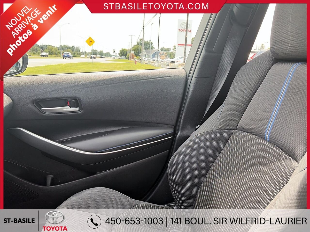 TOYOTA COROLLA 2021 Blanc Saint-Basile-le-Grand - photo #8