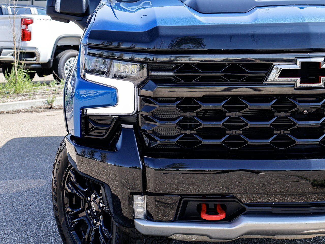 2022 Chevrolet Silverado 1500 4WD Crew Cab 147 ZR2 Blue Sherwood Park - photo #2
