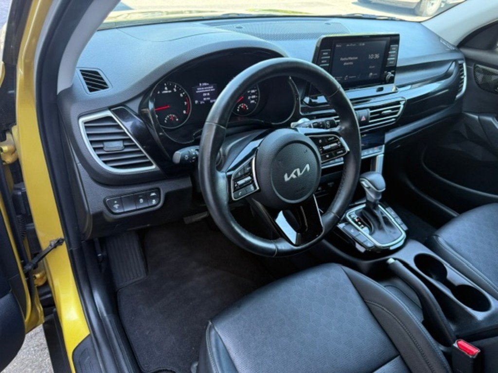 Kia Seltos 2023 Jaune Saint-Basile-le-Grand - photo #9