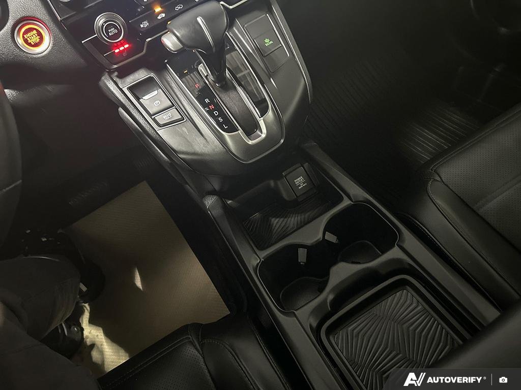 2019 Honda CR-V 2601781A | Touring Red Edmonton - photo #17