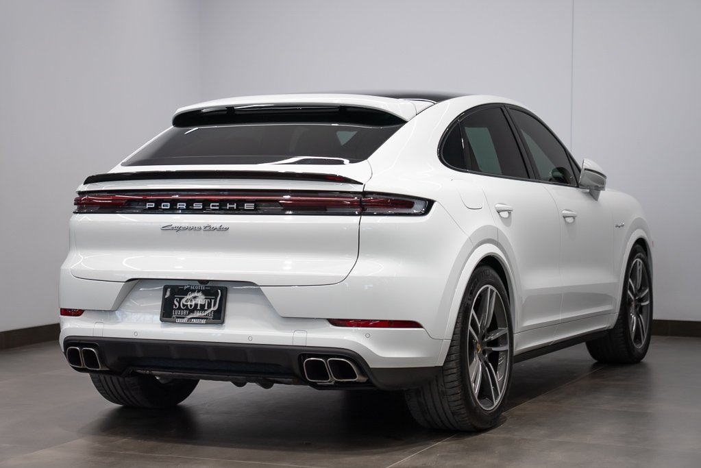 2024 Porsche Cayenne Turbo E-Hybrid Coupe AWD White Kirkland - photo #3