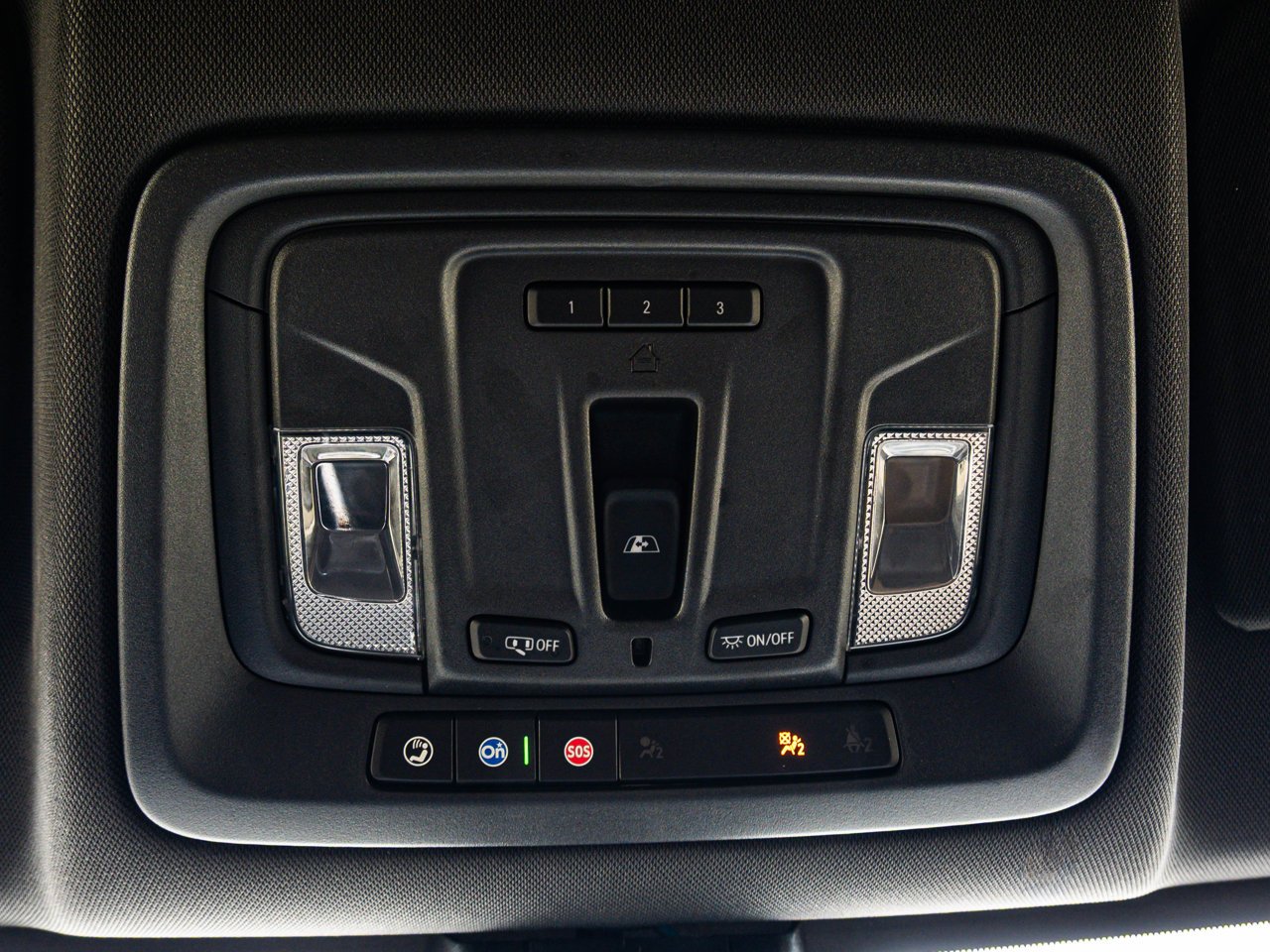 2019 GMC Sierra 1500 4WD Crew Cab 147 AT4 Blue Sherwood Park - photo #29
