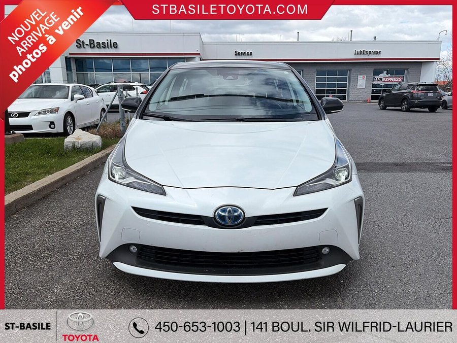 Toyota prius 2022 2022 Frisson glacé avec toit noir céleste