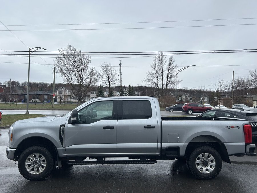 Ford F-250 2024 2024 Gris