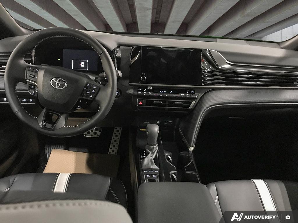 2025 Toyota Camry S2501988 | SE Upgrade White Edmonton - photo #23