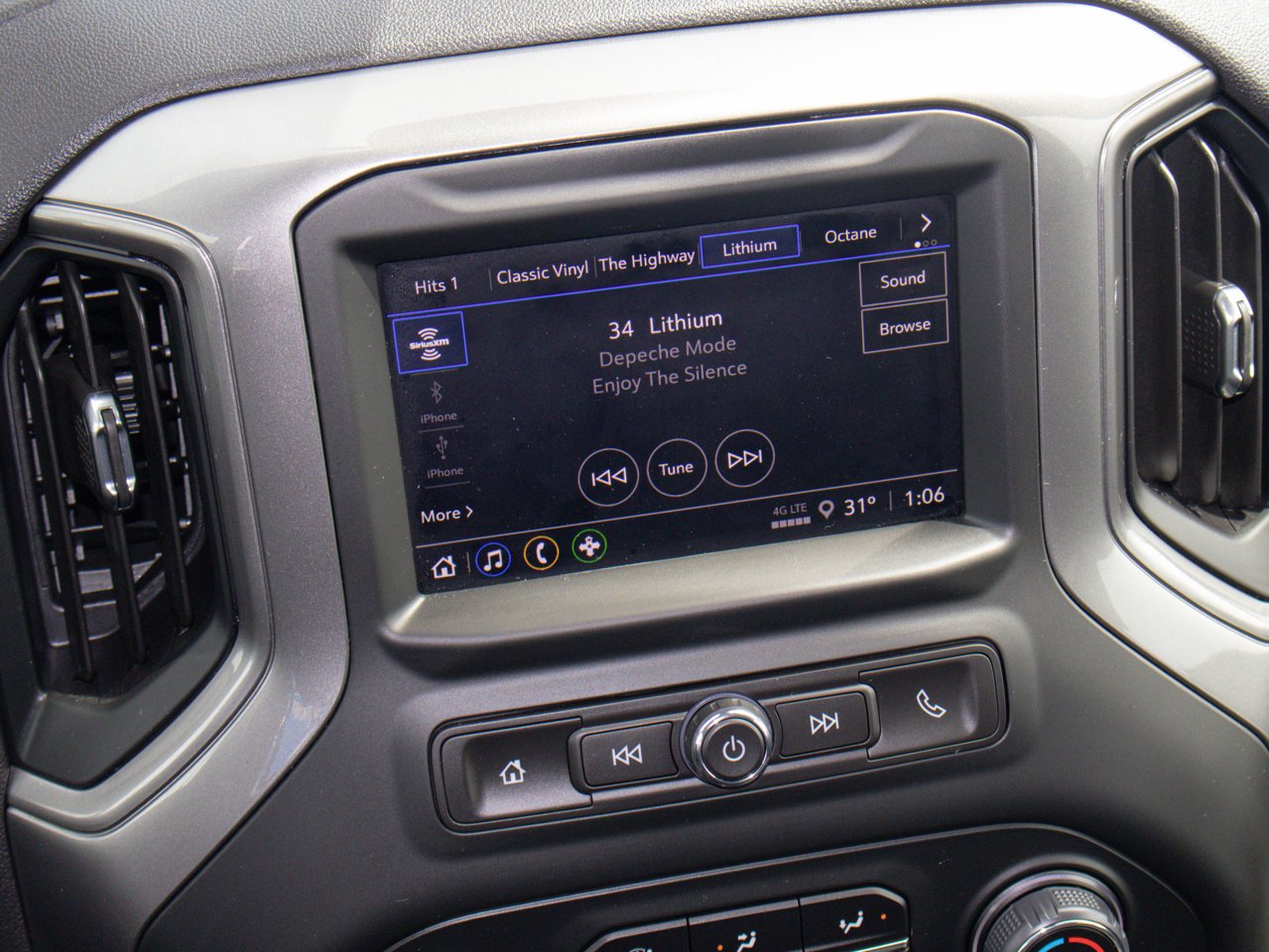 2024 Chevrolet Silverado 1500 4WD Crew Cab 147 Custom Trail Boss Grey Sherwood Park - photo #24