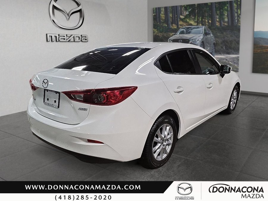 2017 Mazda Mazda3 2017 White