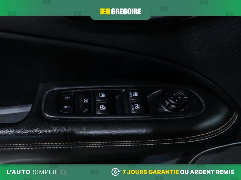 Jeep Compass 722507 | North 4x4 AUTO AC GR ELEC MAGS CAM RECULE BLUETOO 2019 Gris Laval - photo #13