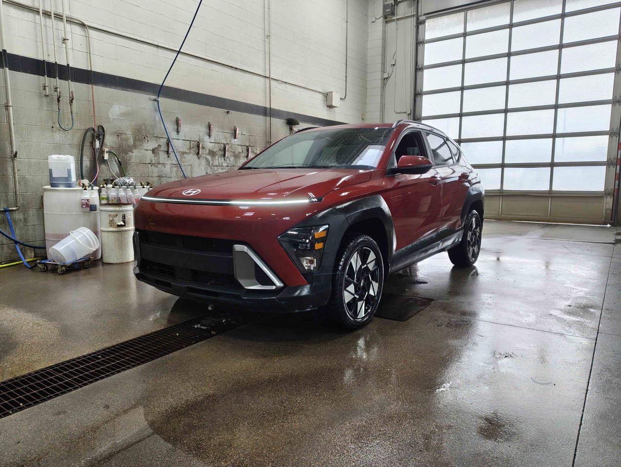 2024 Hyundai Kona 2.0L Preferred AWD Red Sherwood Park - photo #3