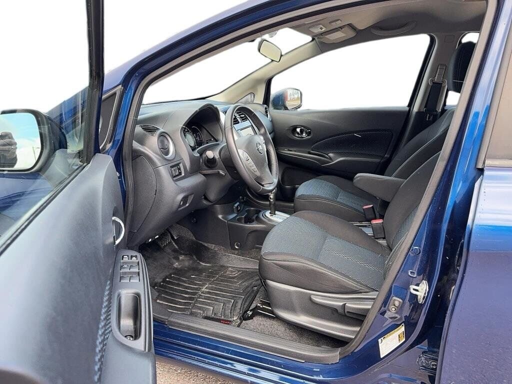 2019 Nissan Versa Note VIN 3N1CE2CP1KL356405 Blue Chicoutimi - photo #8