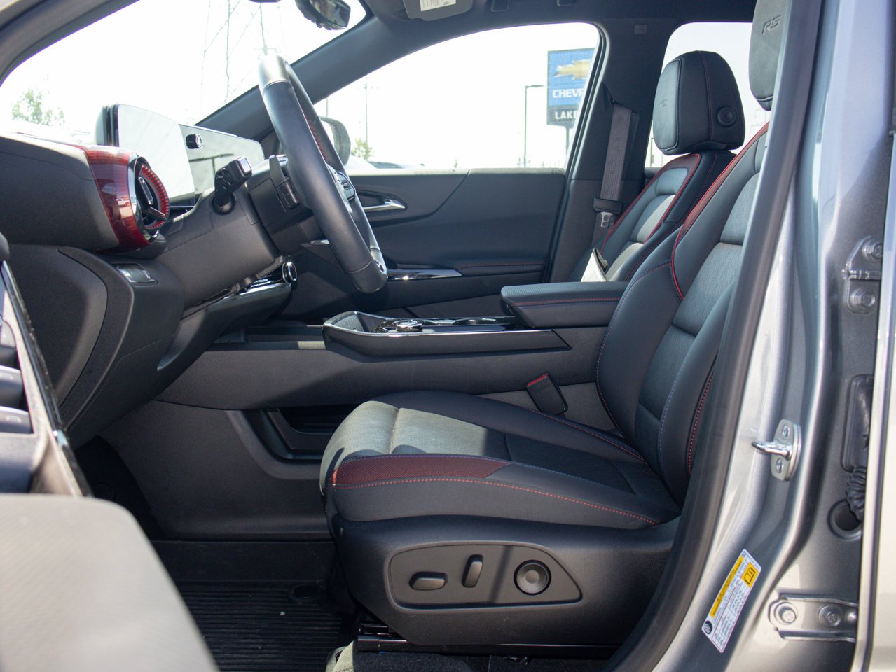 2026 Chevrolet Equinox AWD 4dr RS Grey Sherwood Park - photo #17