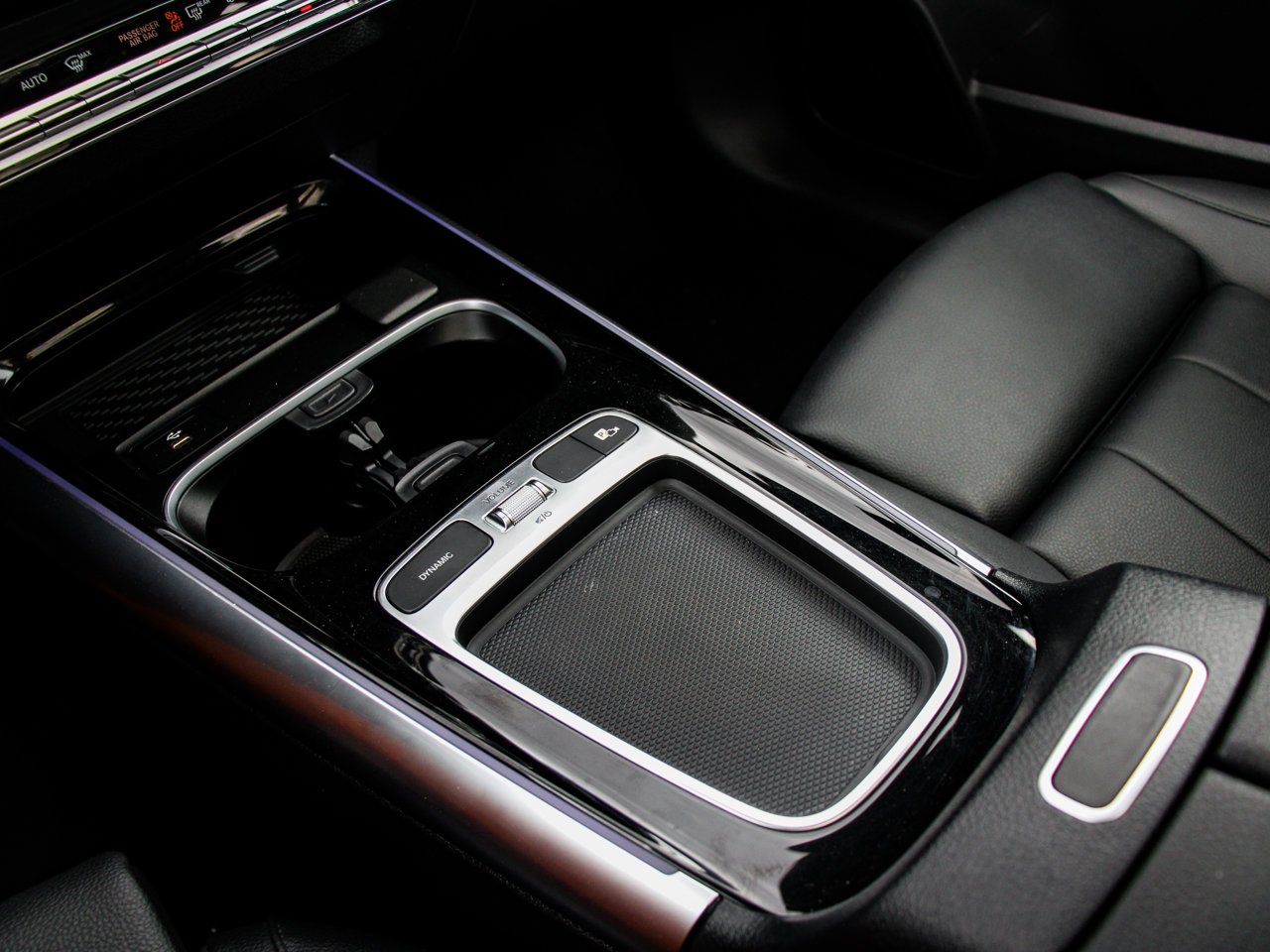 2024 Mercedes-Benz GLA GLA 250 4MATIC SUV White Sherwood Park - photo #26