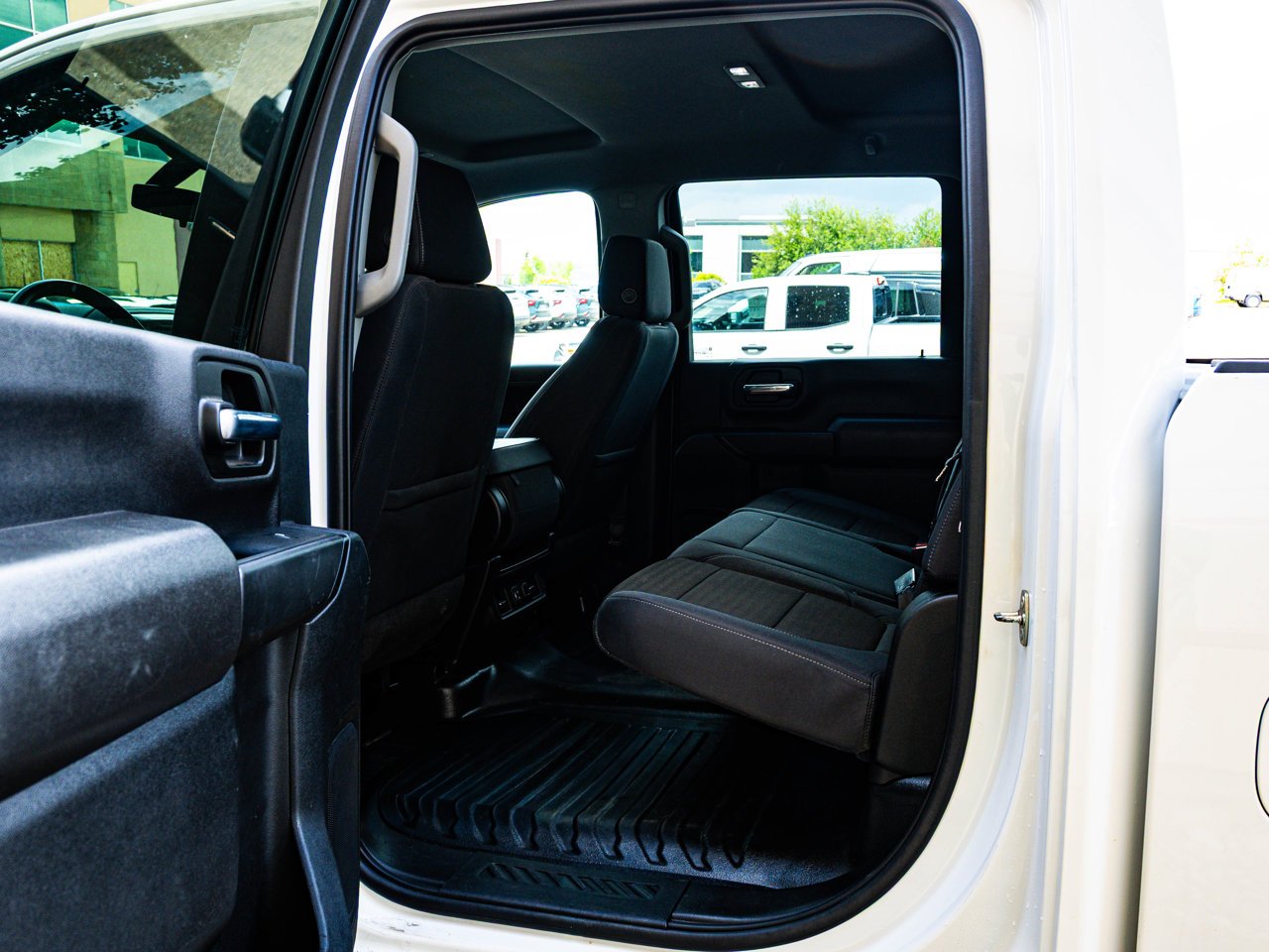 2023 Chevrolet Silverado 2500HD 4WD Crew Cab 159 LT White Sherwood Park - photo #27