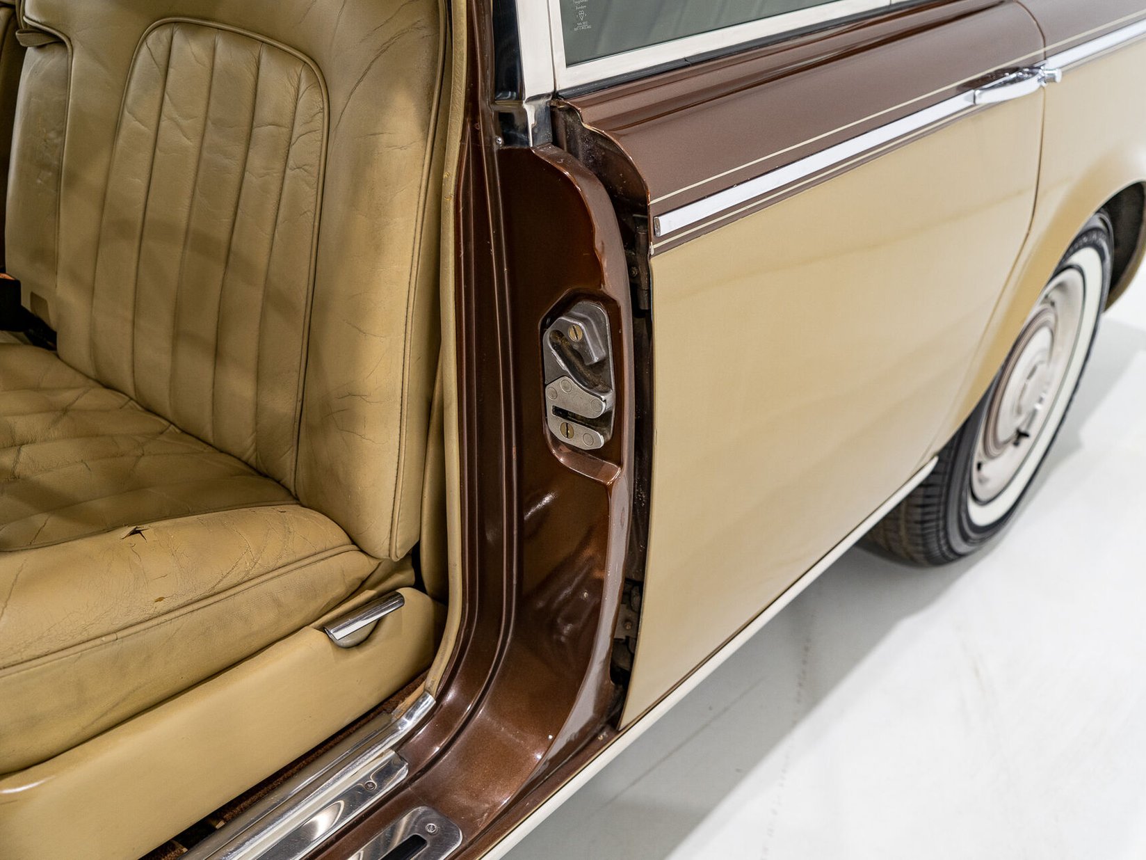 Rolls Royce Silver Shadow Project car **PRIX EN USD** 1974 Brun Montréal - photo #90