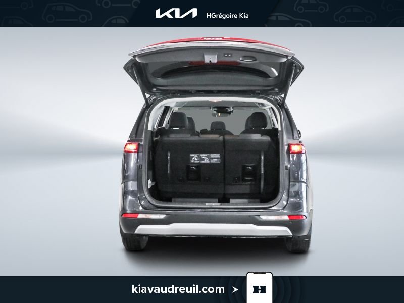 2022 Kia Carnival Grey Laval - photo #32