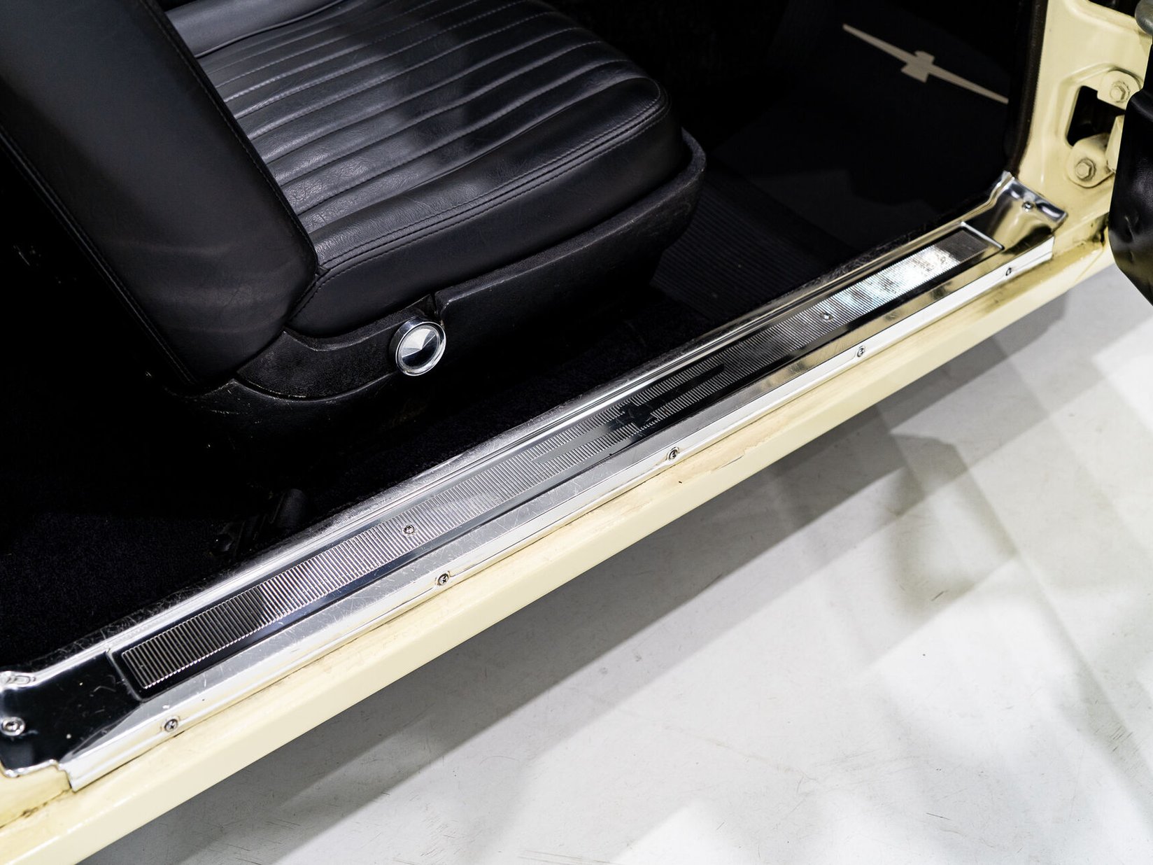 Ford Thunderbird Beautifully Presented From Older Restoration with original bill of sale 1962 Jaune Montréal - photo #78