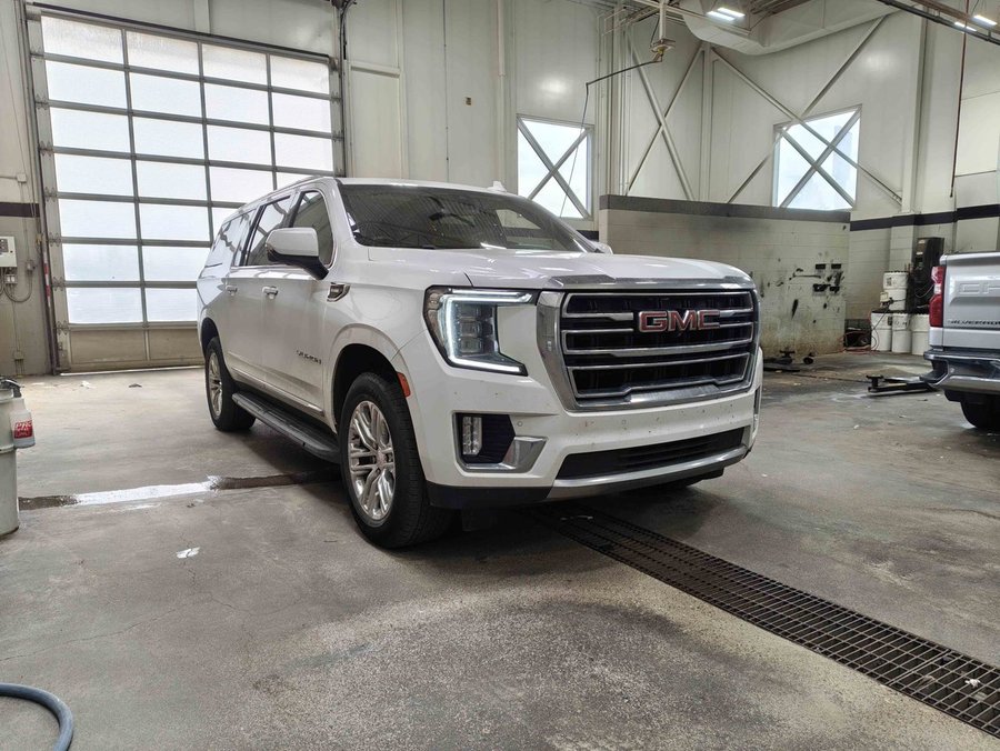 2022 GMC Yukon XL 2022 White