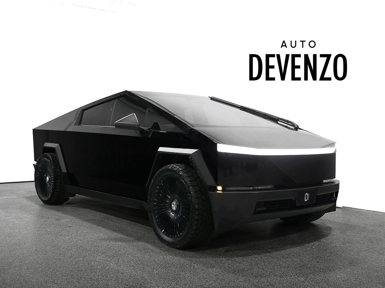 Tesla Cybertruck 2024 Argent Saint-Eustache - photo #1