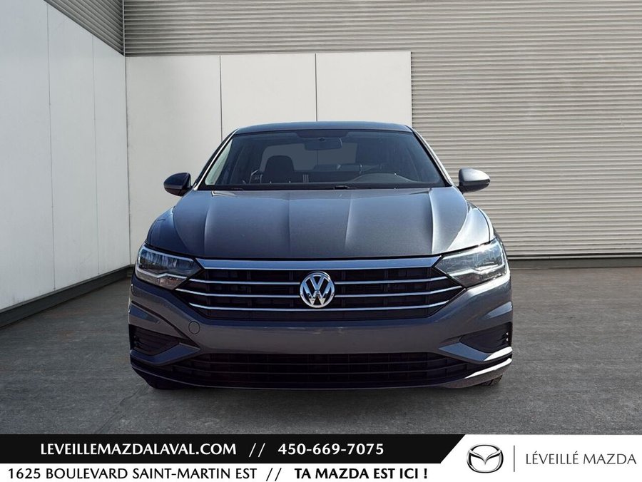 Volkswagen Jetta 2019 2019 Gris