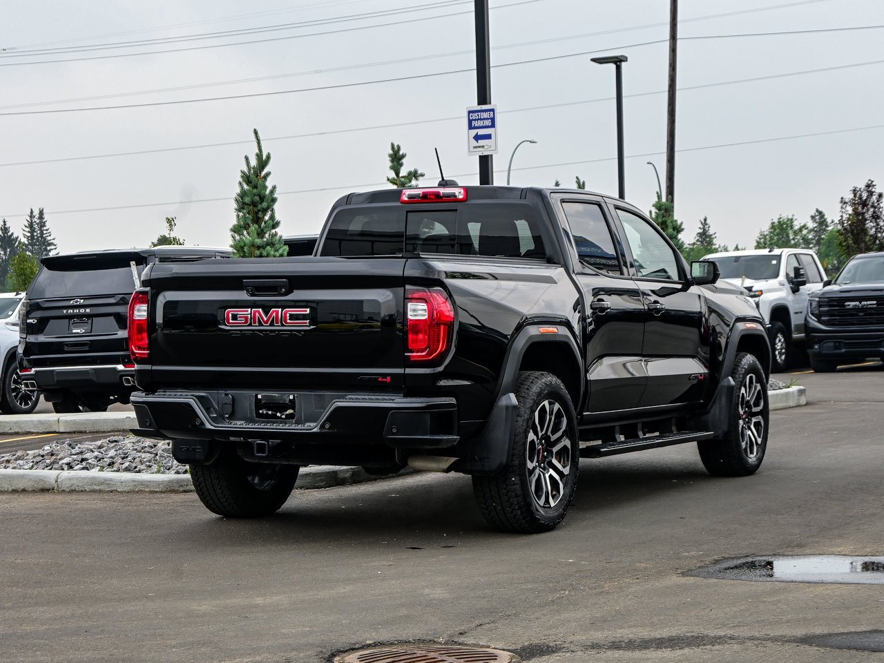 2025 GMC Canyon 4WD Crew Cab AT4 Black Sherwood Park - photo #12