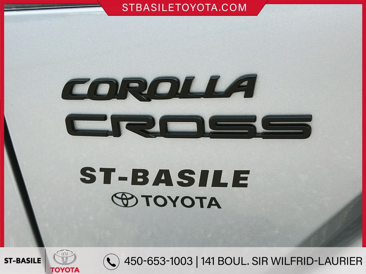 TOYOTA Corolla Cross Hybride 2024 Argent Saint-Basile-le-Grand - photo #5