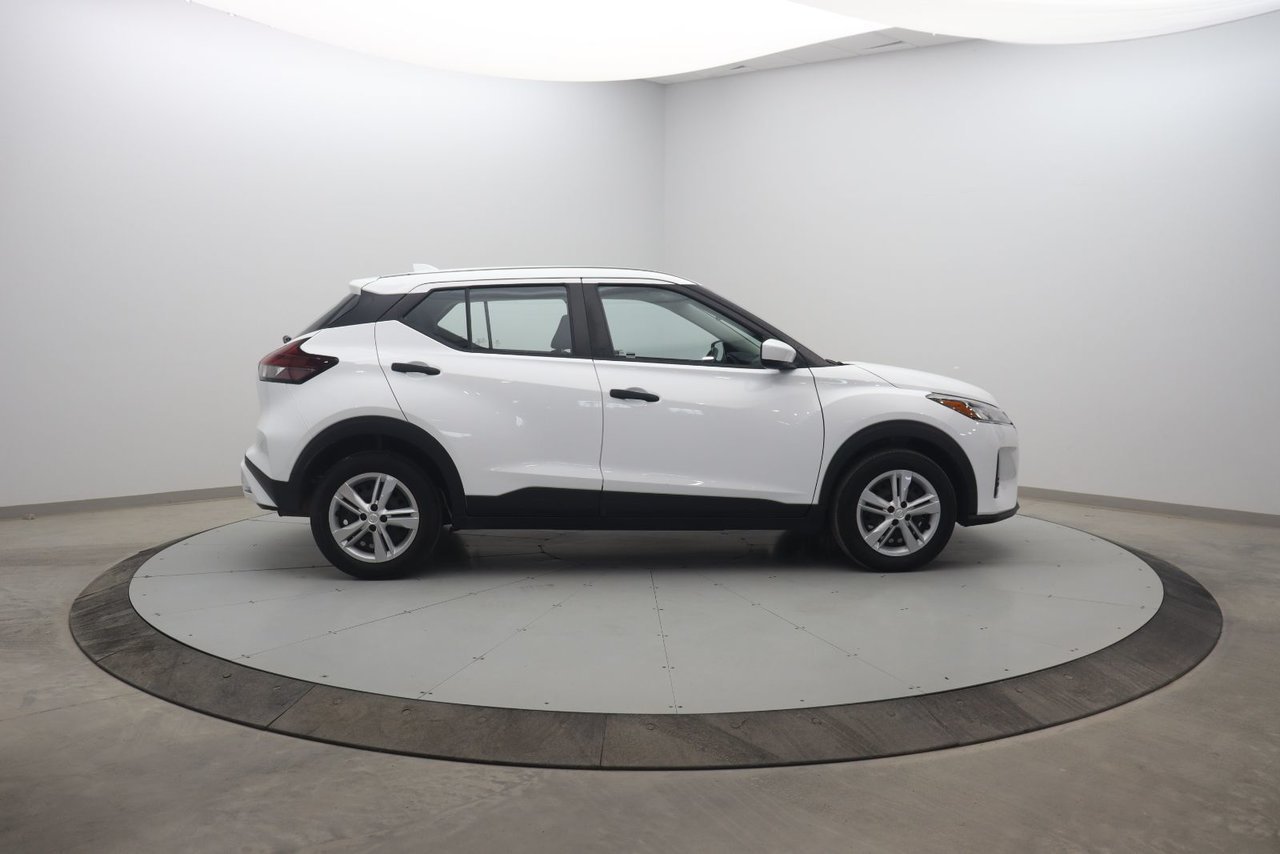 Nissan Kicks NIV 3N1CP5BV7PL508013 2023 Blanc Chicoutimi - photo #2