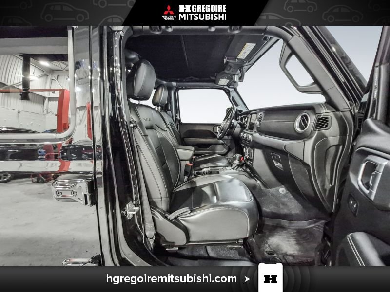 2020 Jeep Wrangler Unlimited Black Blainville - photo #15