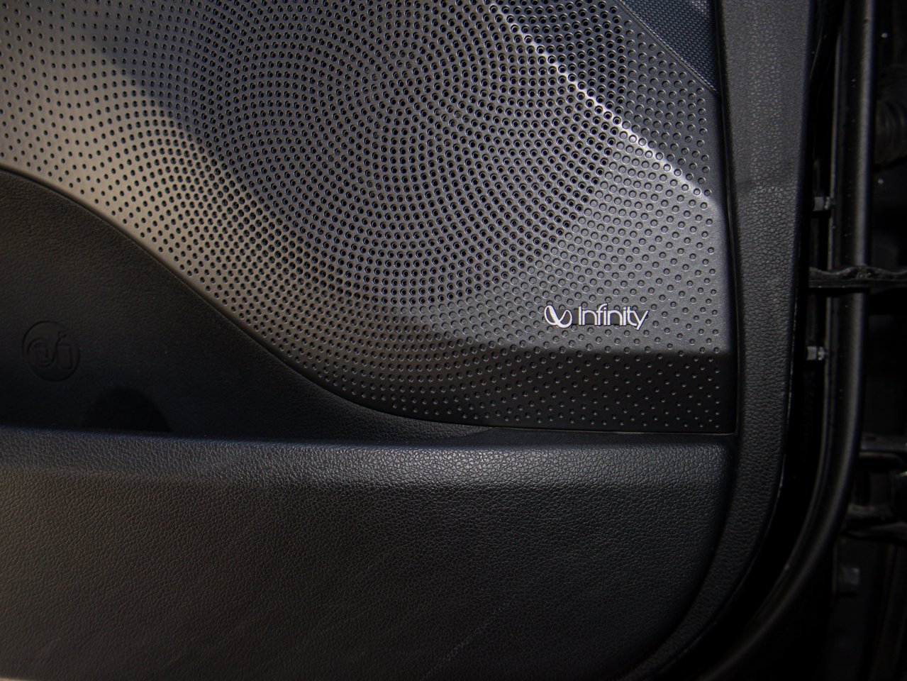 2022 Hyundai Veloster N Manual Black Sherwood Park - photo #20