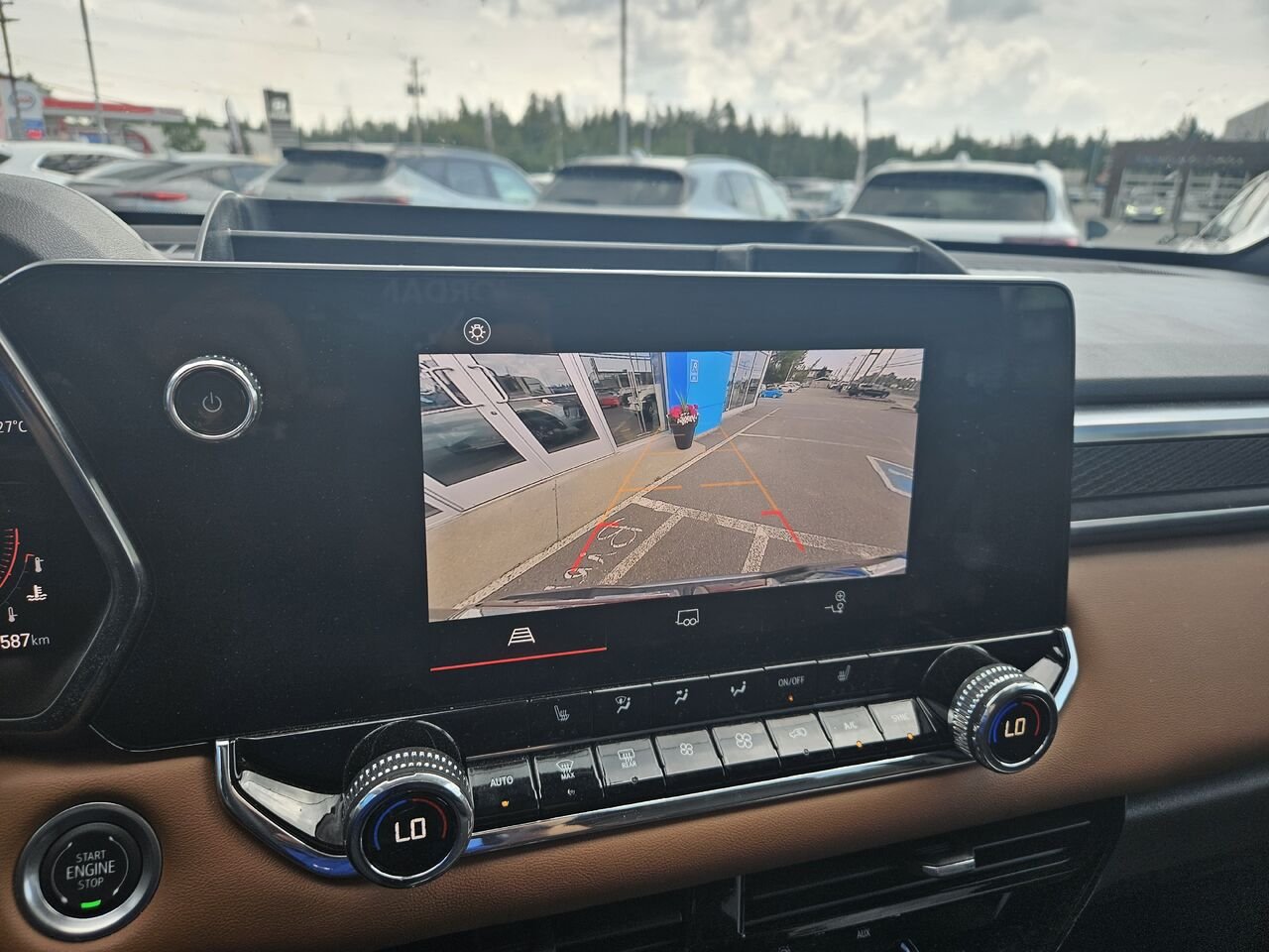 GMC Canyon AT4 cabine multiplace 4RM 2024 Gris Thetford Mines - photo #9