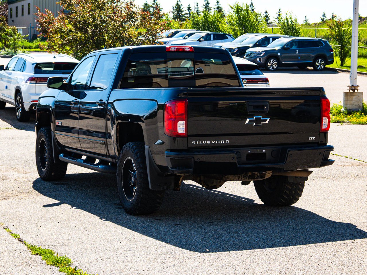 2018 Chevrolet Silverado 1500 4WD Crew Cab 143.5 LTZ w/2LZ Black Sherwood Park - photo #10