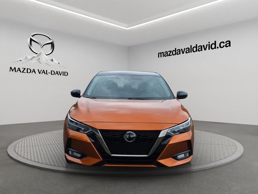 Nissan Sentra SR CVT, Volant chauffant, détecteur d'angles morts, commande audio au volant 2021 Orange