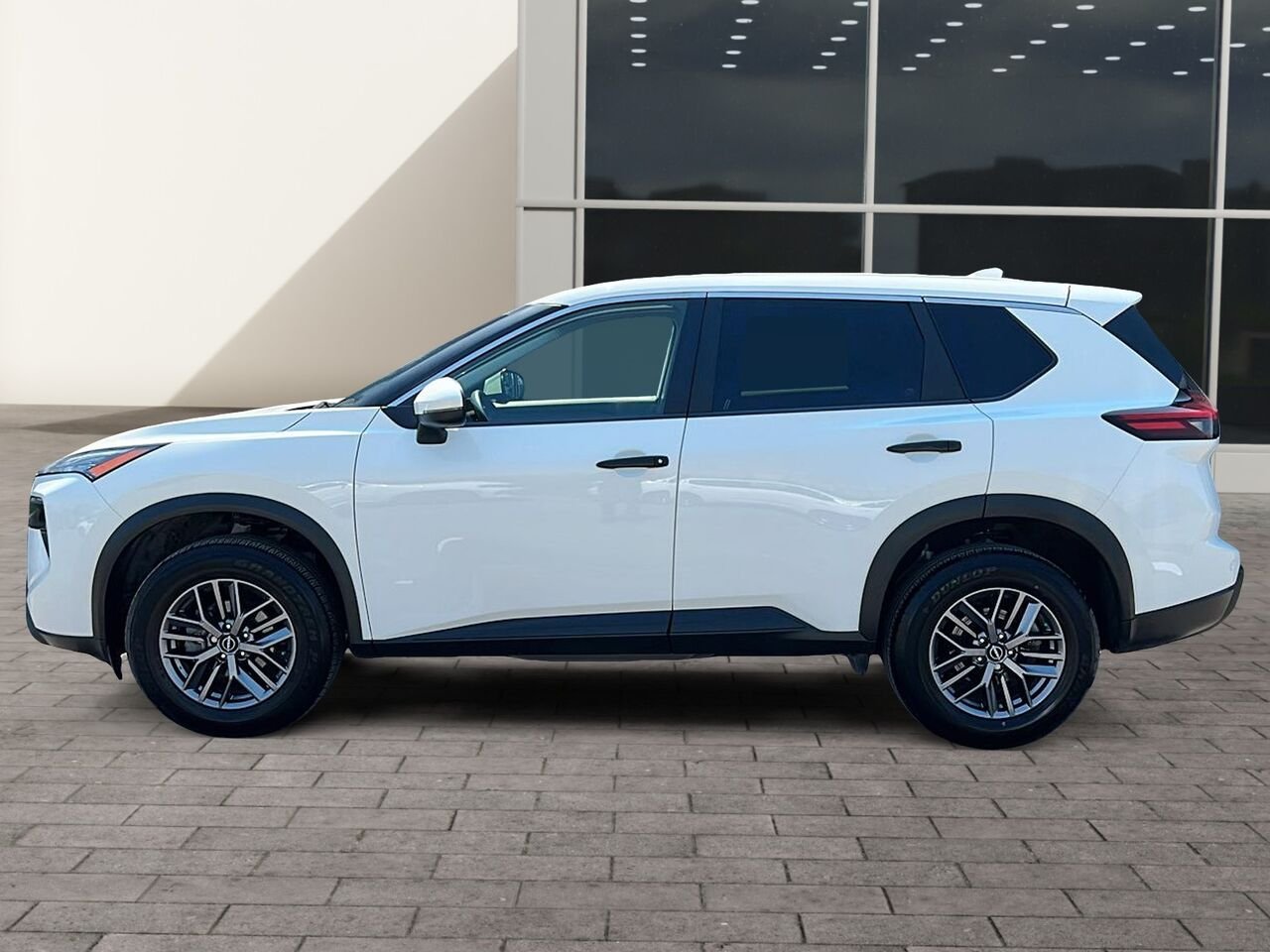 2024 Nissan ROGUE S TRACTION INTEGRALE White Québec - photo #4