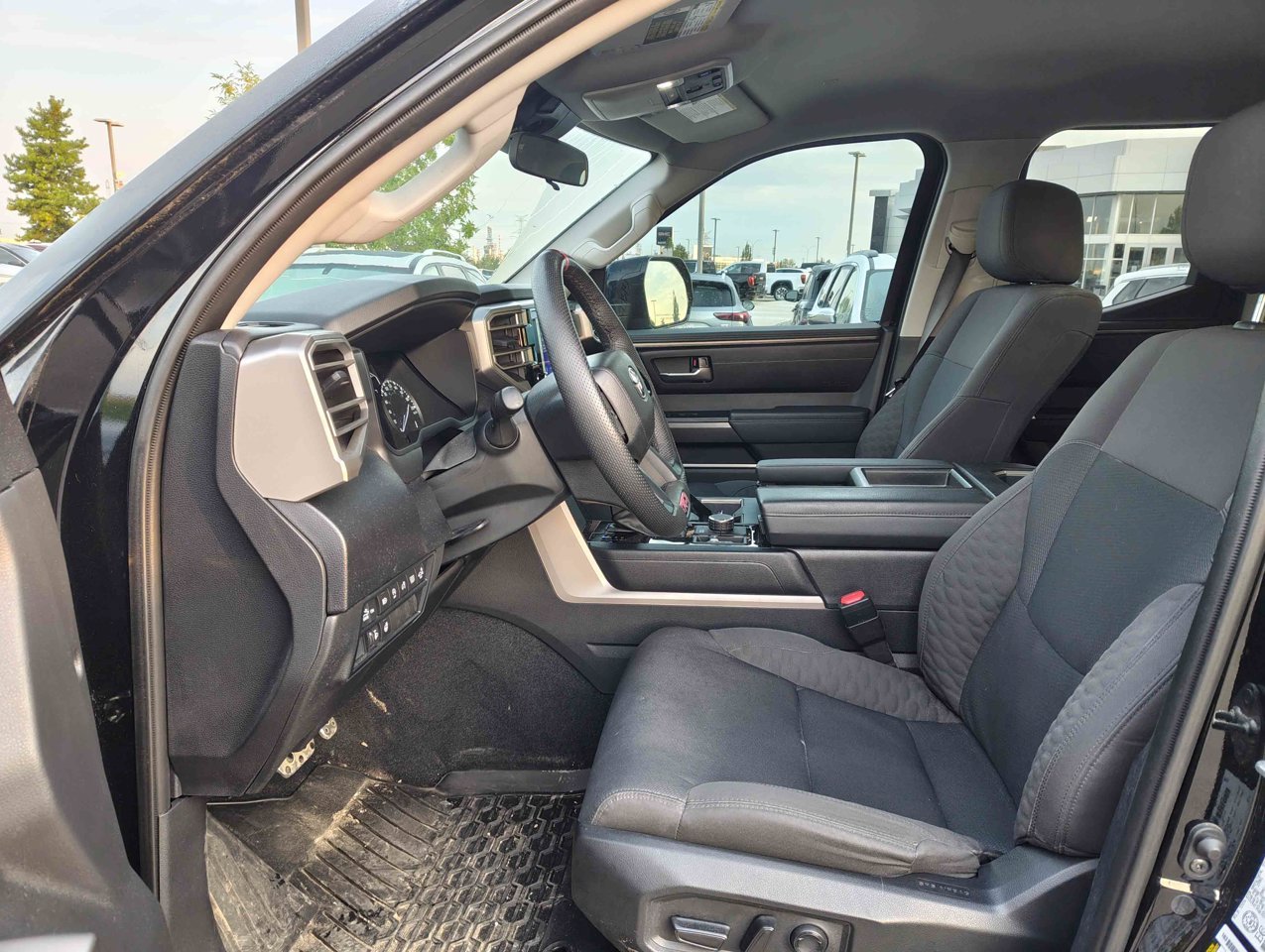 2024 Toyota Tundra 4x4 Double Cab SR Black Sherwood Park - photo #7
